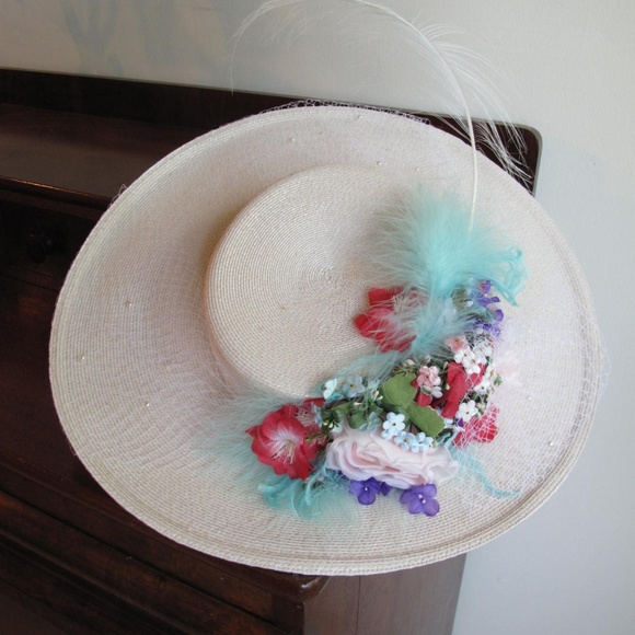 Fleur de Paris Women's Spring/Summer Straw Hat - Picture 5 of 7